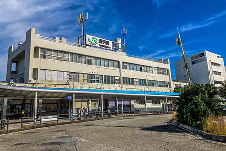 逗子駅・逗子・葉山駅より徒歩4分