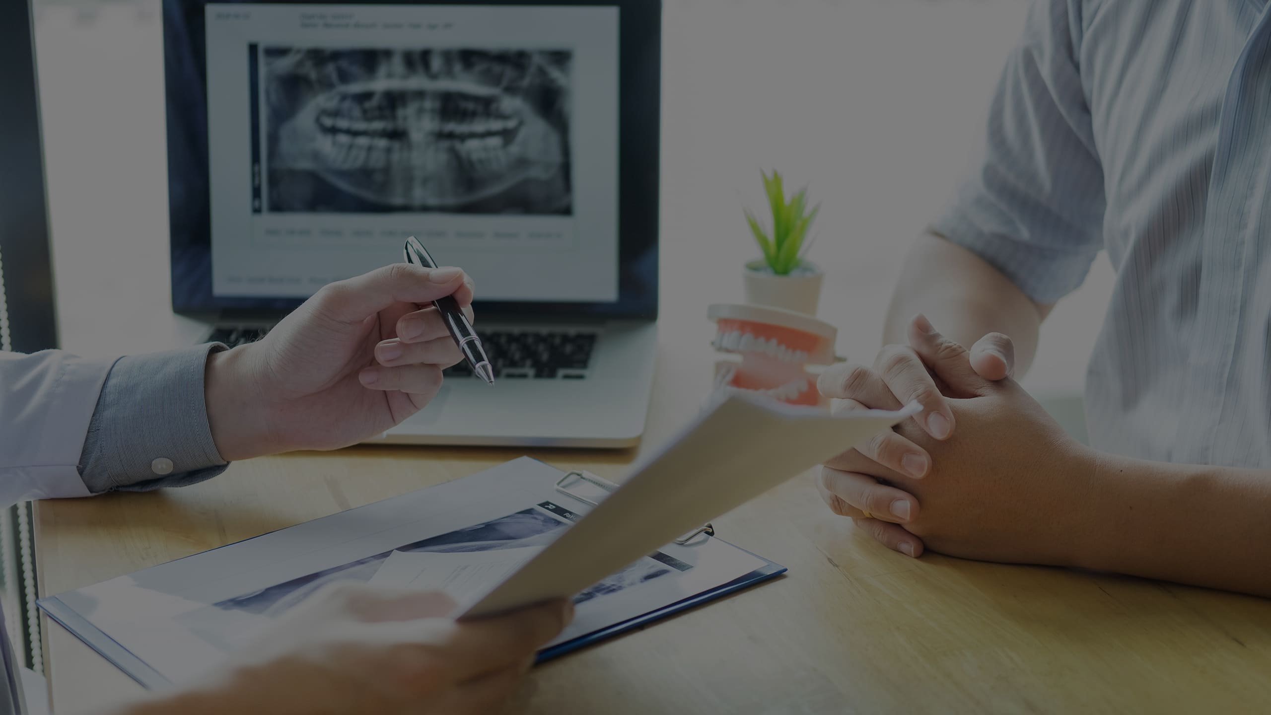 逗子海岸歯科の診療予約